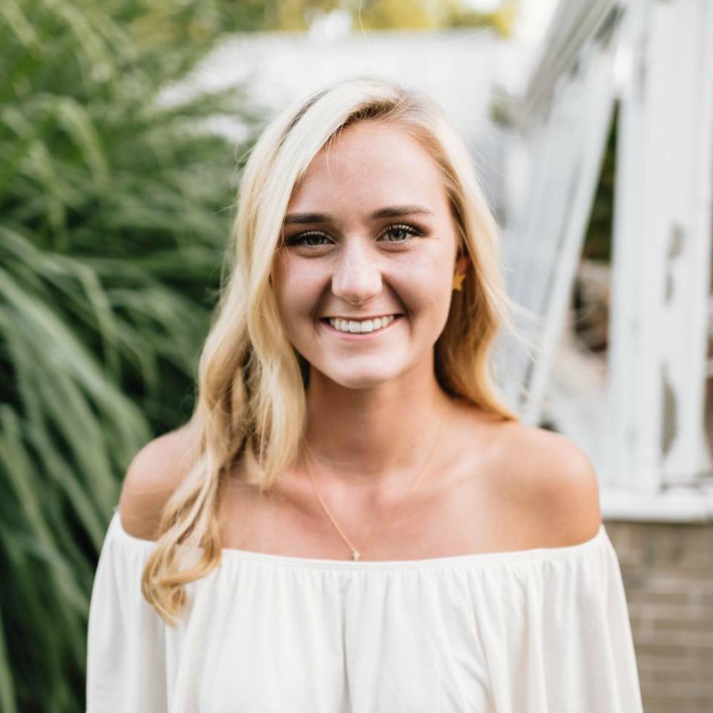 Meet your Posher, Natalie